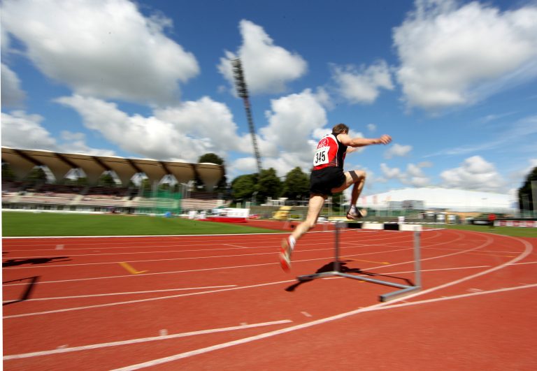 12.07.14 , Erfurt, Steigerwaldstadion, Leichtathletik Deutsche Senioren Meisterschaften im Bild: Hürdenlauf der Männer AK 70 / Symbol / symbolisch Foto:Karina Hessland