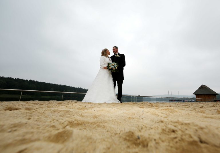 20.08.15 , Stadtilm, Bösleben, Hohenfelden, Hochzeit Aileen und Mario Radeke Foto: Karina Hessland