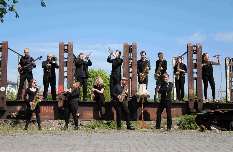 18.05.2019 , Erfurt, Fotoshooting / Shooting The Crazy Sunglasses am Zughafen Foto: Karina Hessland-Wissel