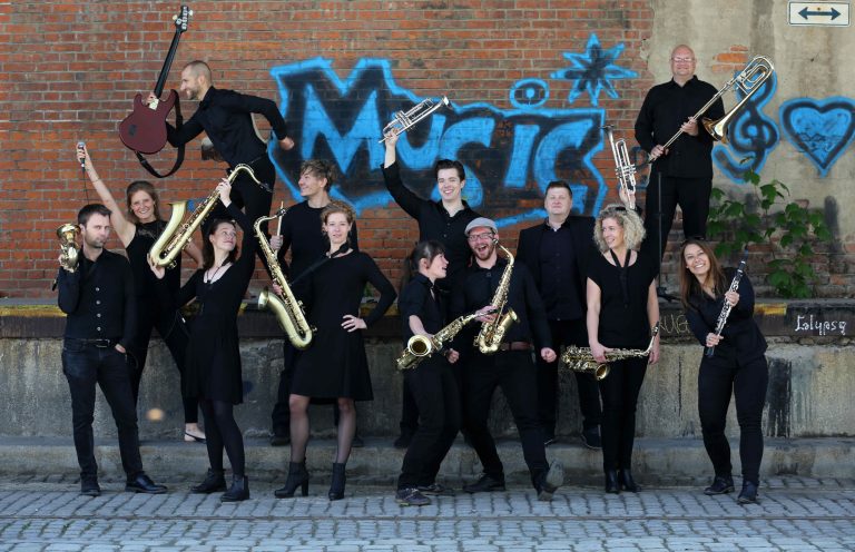 18.05.2019 , Erfurt, Fotoshooting / Shooting The Crazy Sunglasses am Zughafen Foto: Karina Hessland-Wissel