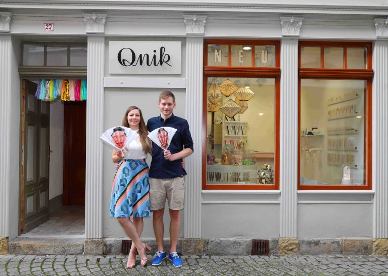 18.08.2020, Erfurt, Krämerbrücke, Claudia und Nico haben auf der Krämerbrücke ihre Papeterie Qnik eröffnet Foto: SWE/ Karina Hessland-Wissel